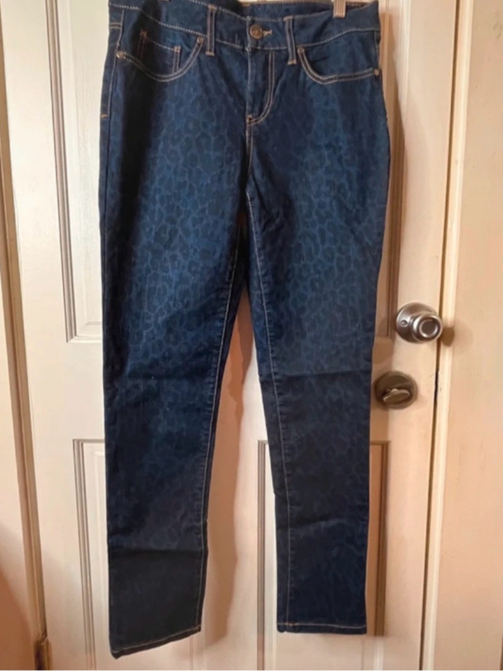 Faded Glory Dark Blue Denim Jeans with Subtle Print - Picture 2 of 3